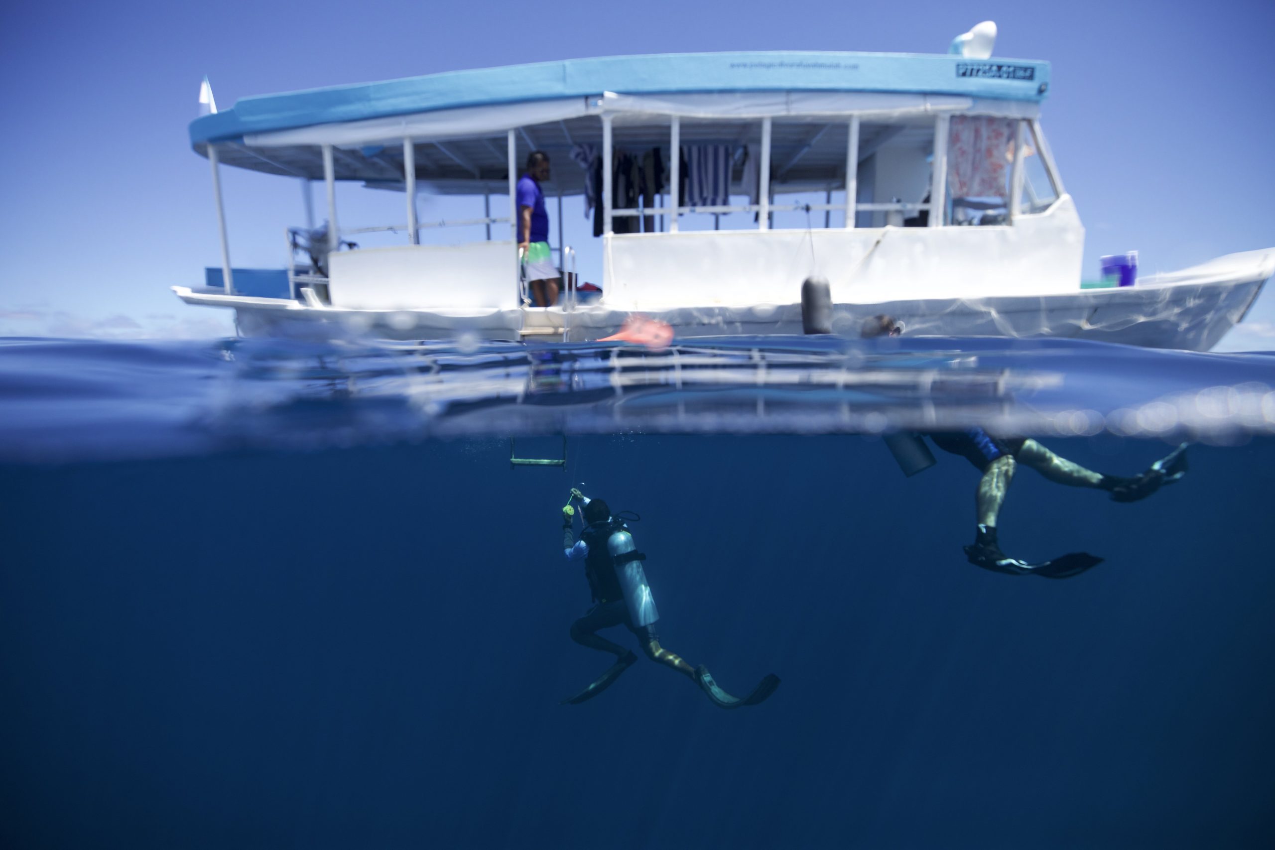 SCUBA DIVING IN MALDIVES: A COMPREHENSIVE GUIDE